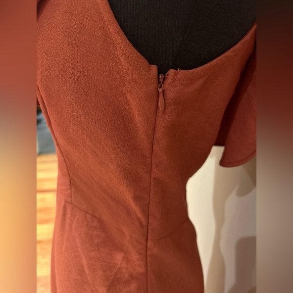 SugarLips off-shoulder ruffle dress size small - Picture 7 of 7